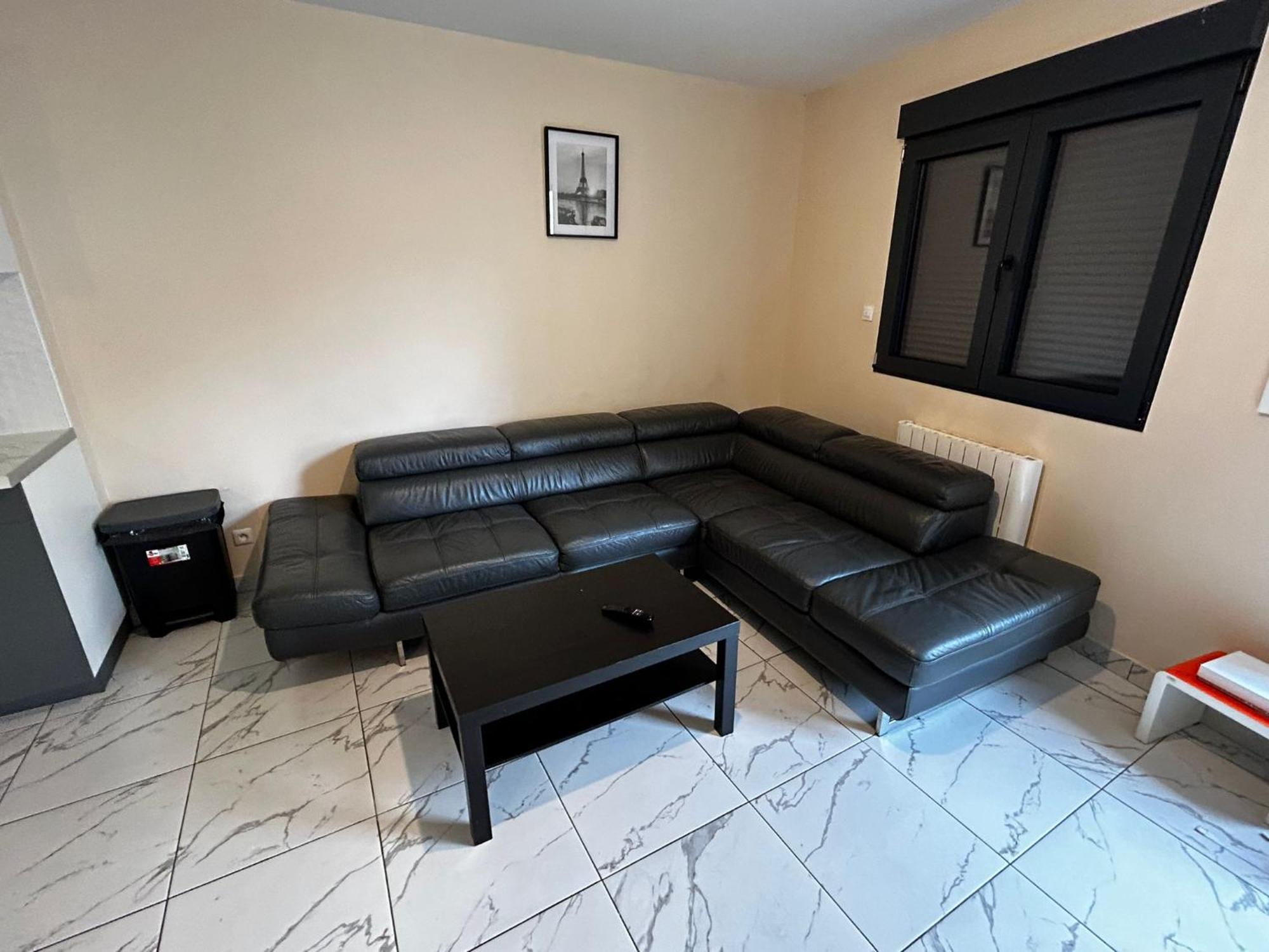 Masion Belle Vue Leilighet Sarcelles Eksteriør bilde